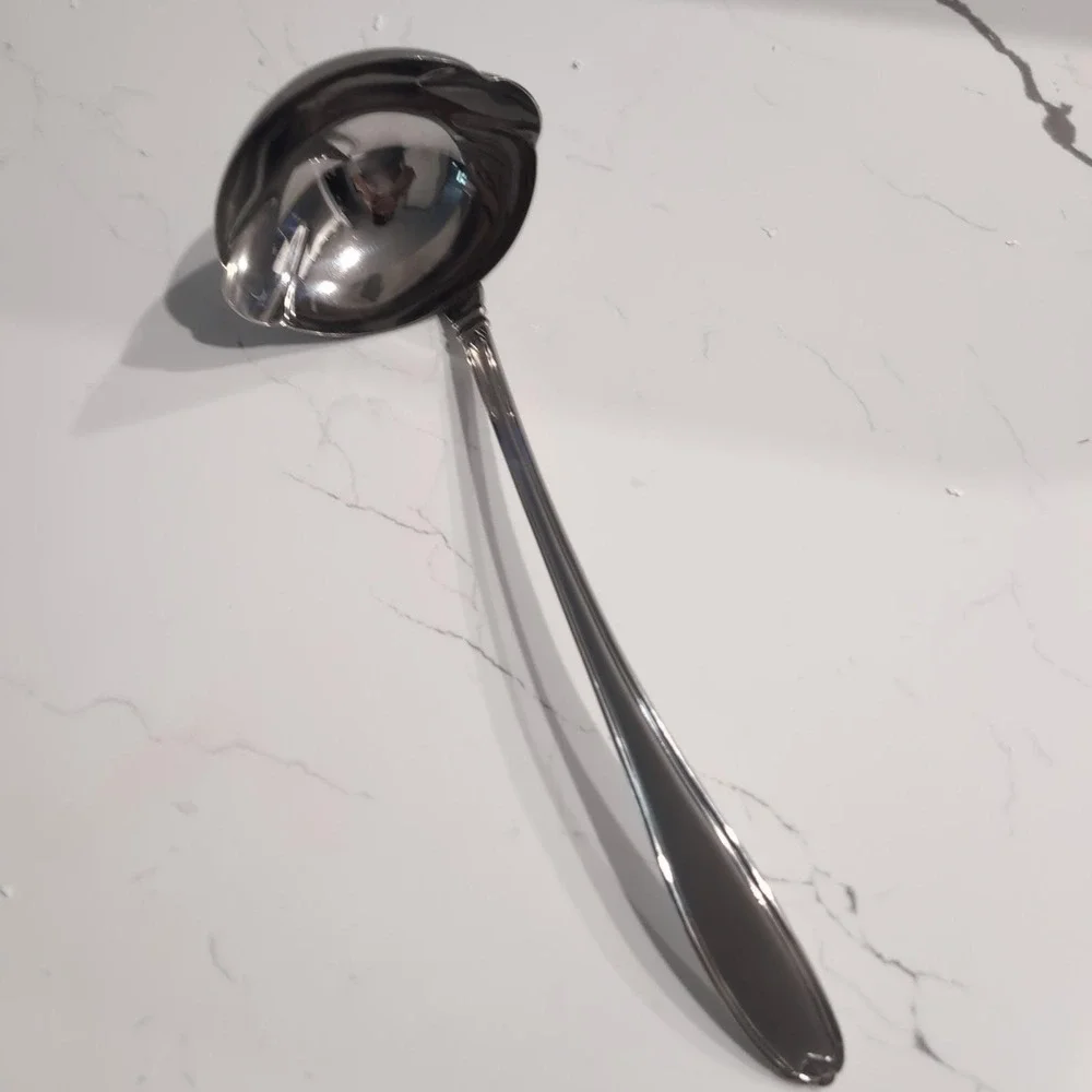 Princess House Barrington 18/10 Stainless Steel Gravy Ladle Scalloped Spouts